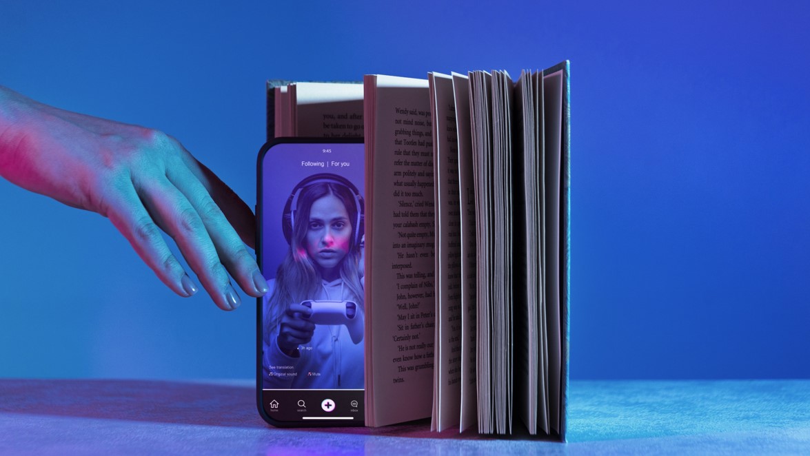تصميم العلامة التجارية وبناء هوية بصرية مميزة للشركات